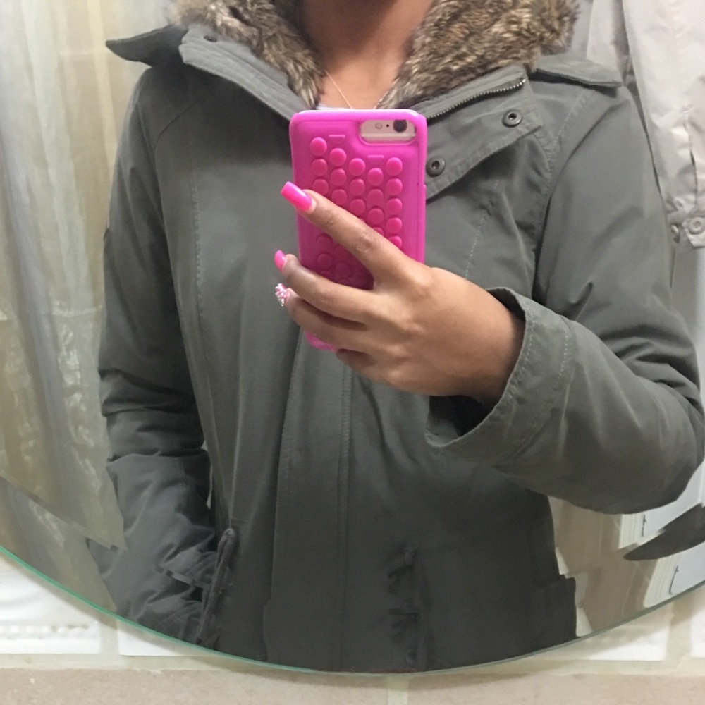 Hollister Parka heavy weight pea green winter coat